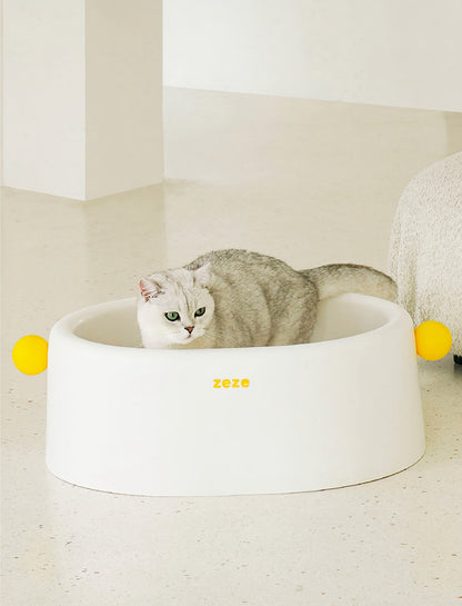 Moon Cat Toilette