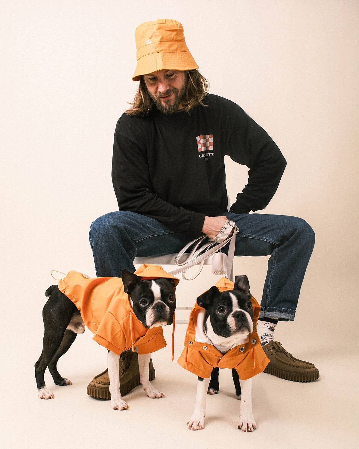 Orange Dog Raincoat - chubasquero