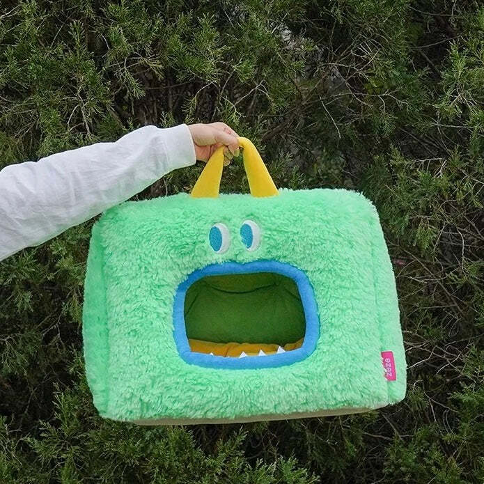 Green wawa monster